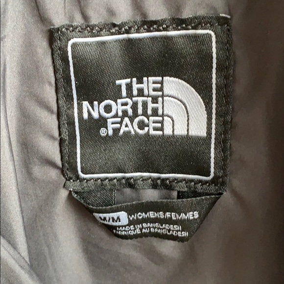 Women’s The North Face Jacket - Picture 3 of 5
